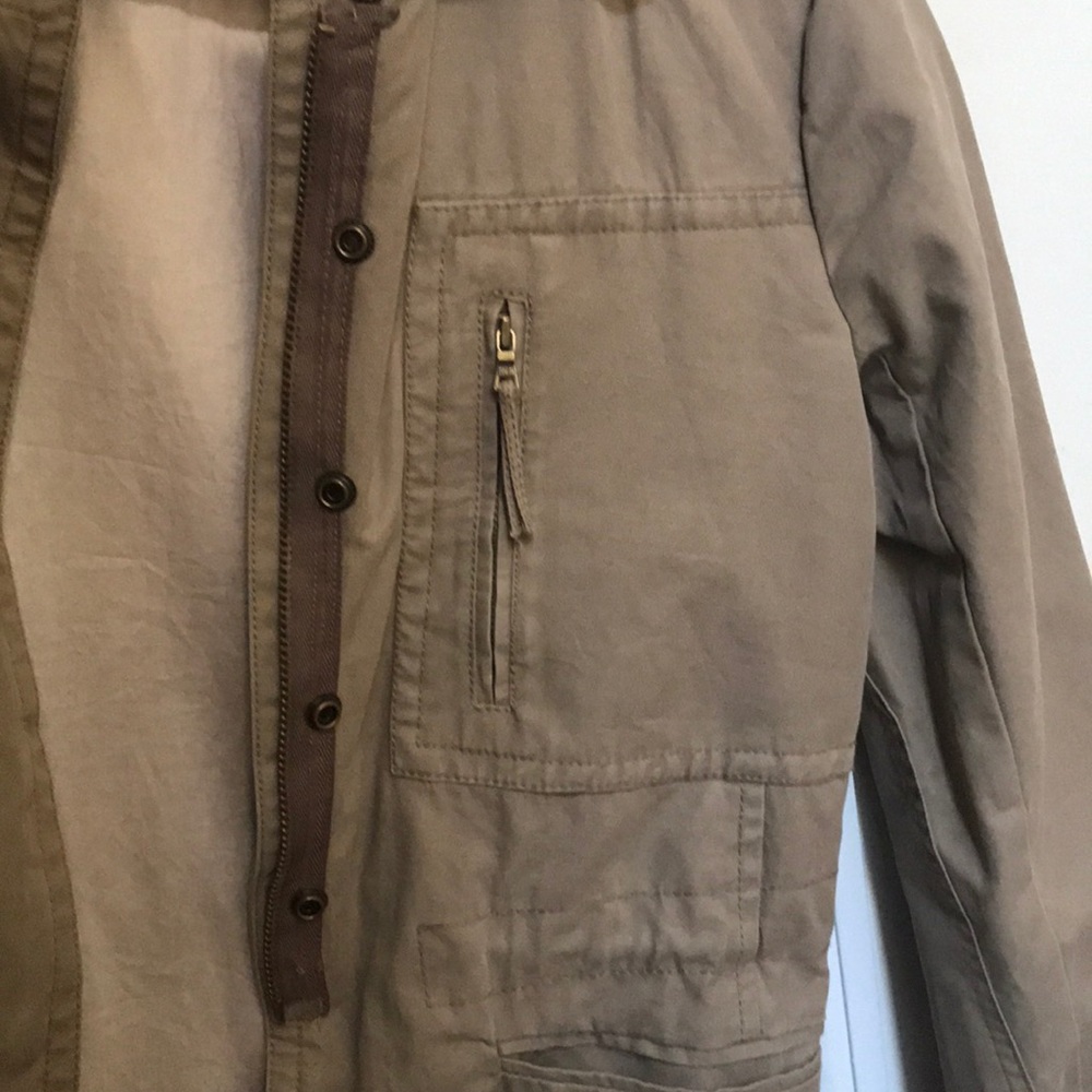 Tan jacket - Picture 3 of 4